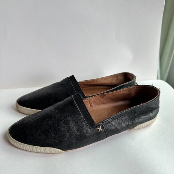 Frye Women's Size 8 Melanie Slip On Black Leather Casual Minimalist Comfort - Picture 3 of 6